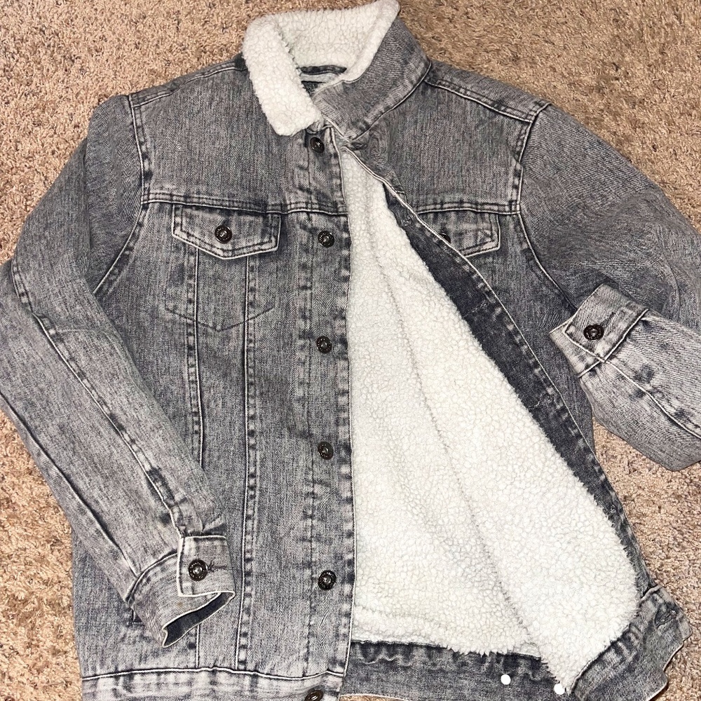 BLACK/GRAY DENIM JEAN COAT